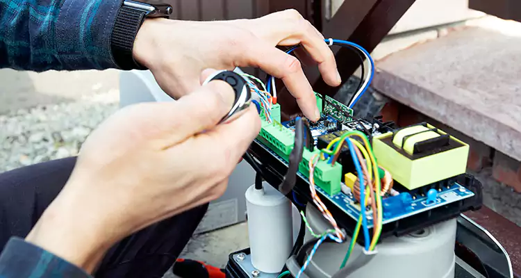 Automatic Driveway Gate Repair in Homestead, FL