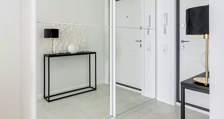 Mirrored Bifold Closet Doors Repair in Homestead, FL