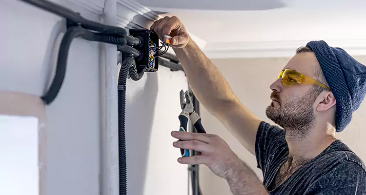 Garage Door Opener Cable Repair in Homestead, FL