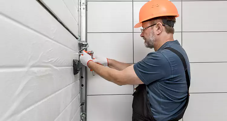 Emergency Garage Door Repair in Homestead, FL