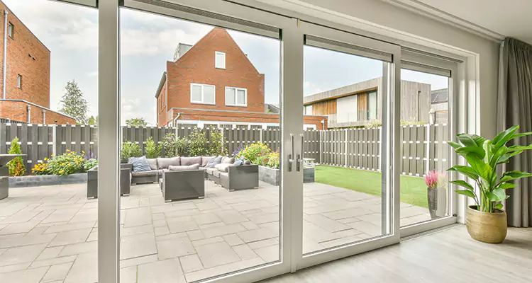 Best Sliding Screen Door Replacement Company in Homestead, FL