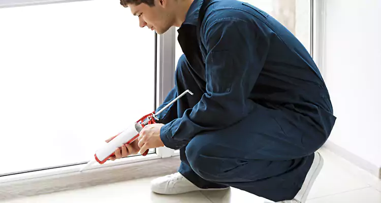 Window Glass Caulk Repair in Homestead, FL