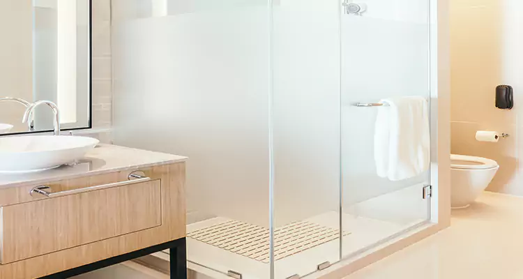 Expert Shower Door Fix and Repair in Homestead, FL