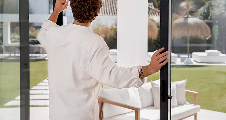 Sliding Screen Door Maintenance for Closing Issues in Homestead, FL