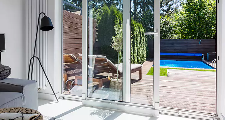 Fixing A Sliding Screen Door Roller in Homestead, FL